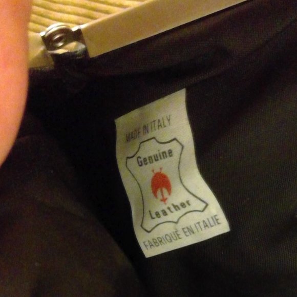 Black Leather Italian Purse - Picture 2 of 3